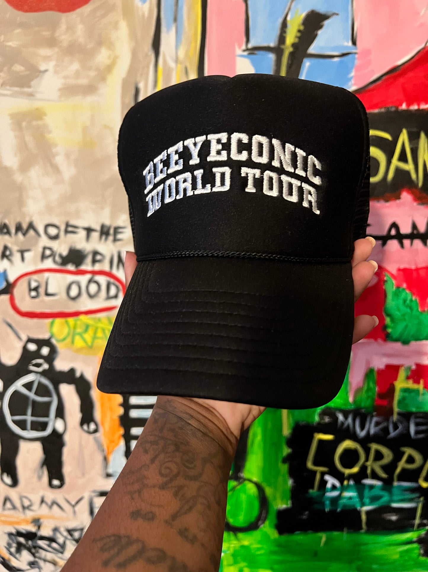 BeEyeConic WORLD TOUR Trucker