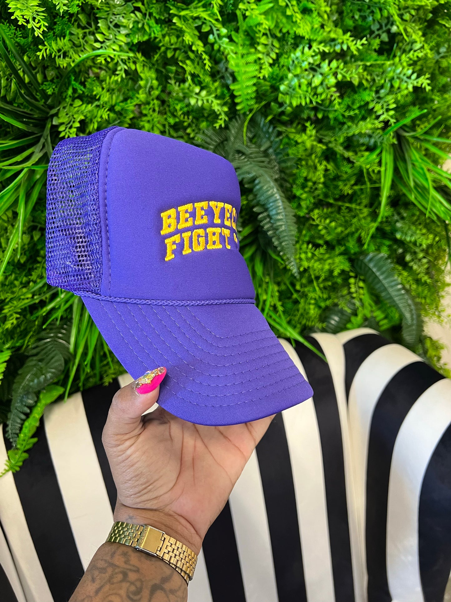 BeEyeConic Fight Club Trucker : PURPLE